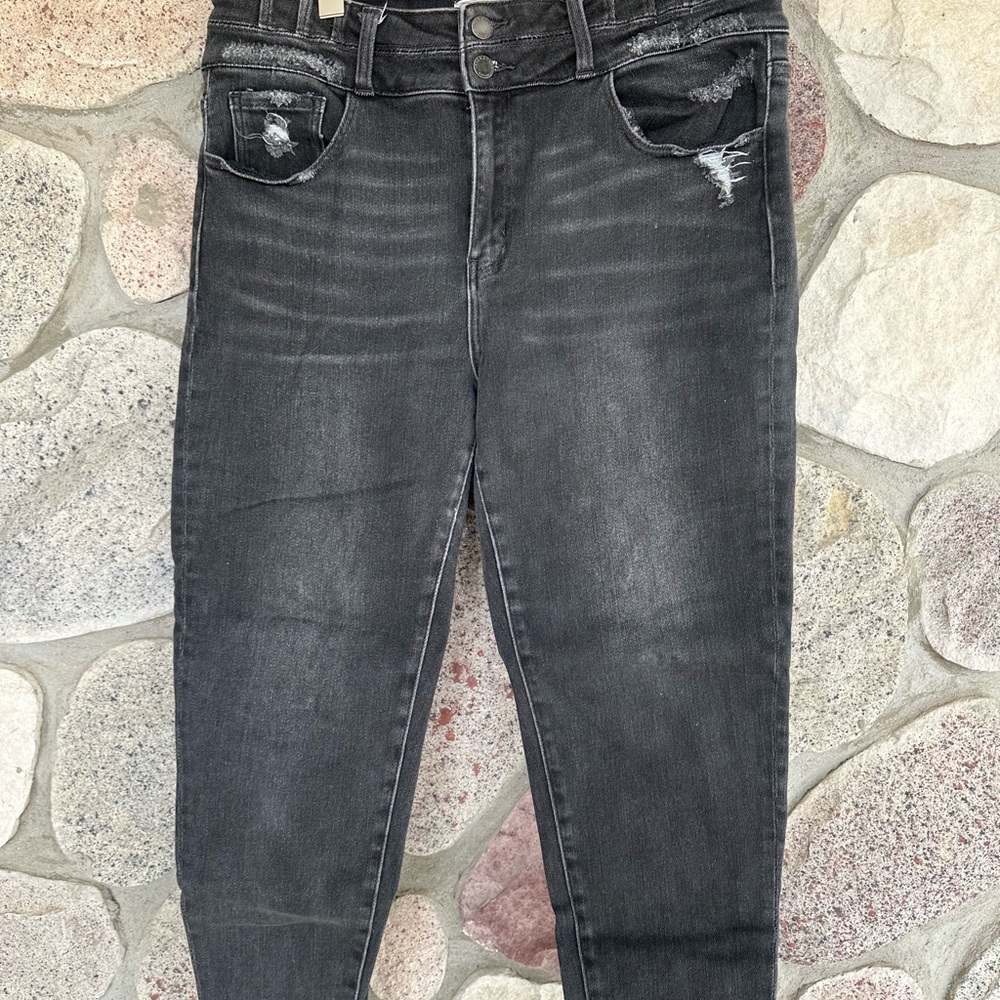 KanCan Women's Distressed Charcoal Skinny Jeans